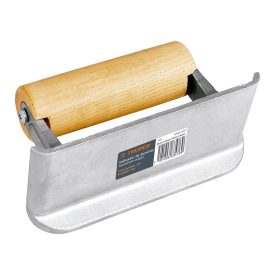   Szegélykihúzó kanál alumínium ötvözetből lakkozott fa nyéllel